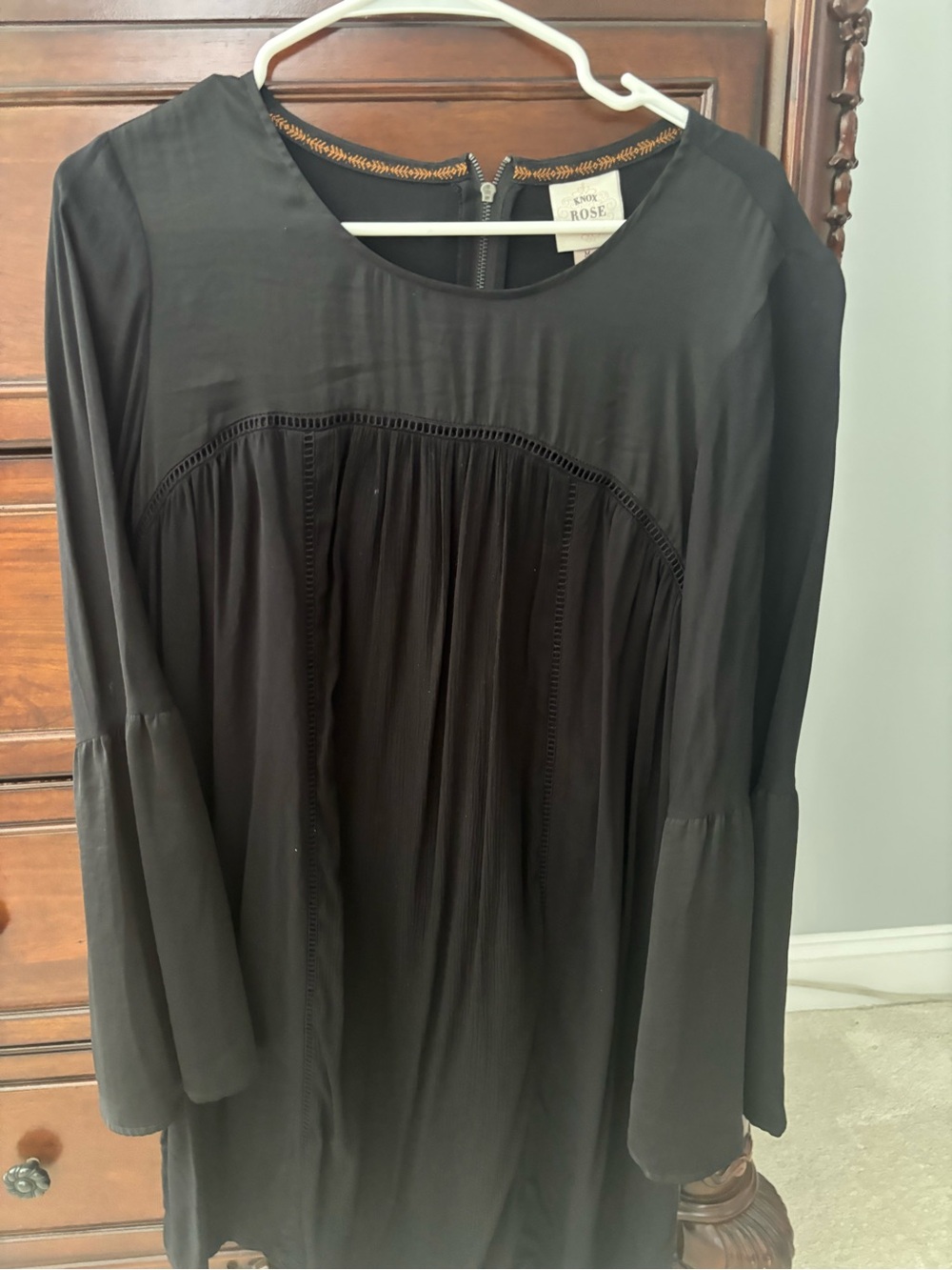 Knox Rose Black Long-Sleeve Pleated Boho Tunic Dress